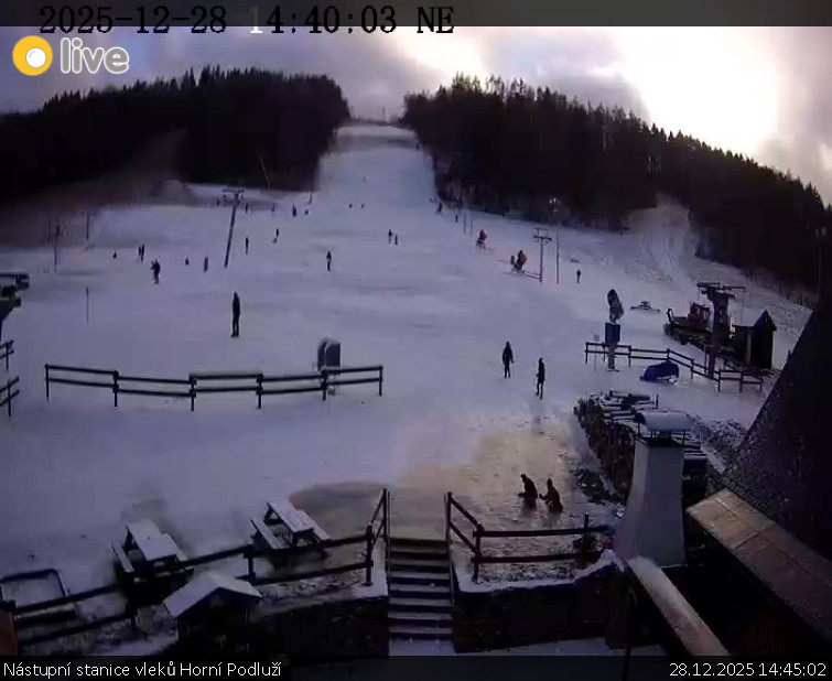 Skiareál Horní Podluží - Nástupní stanice vleků Horní Podluží - 28.12.2025 v 14:45