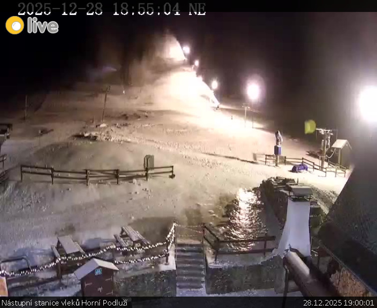 Skiareál Horní Podluží - Nástupní stanice vleků Horní Podluží - 28.12.2025 v 19:00