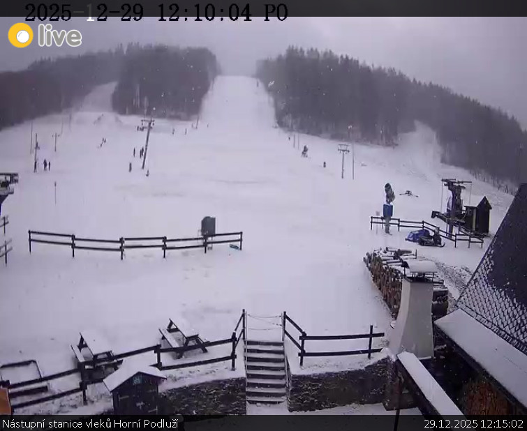 Skiareál Horní Podluží - Nástupní stanice vleků Horní Podluží - 29.12.2025 v 12:15