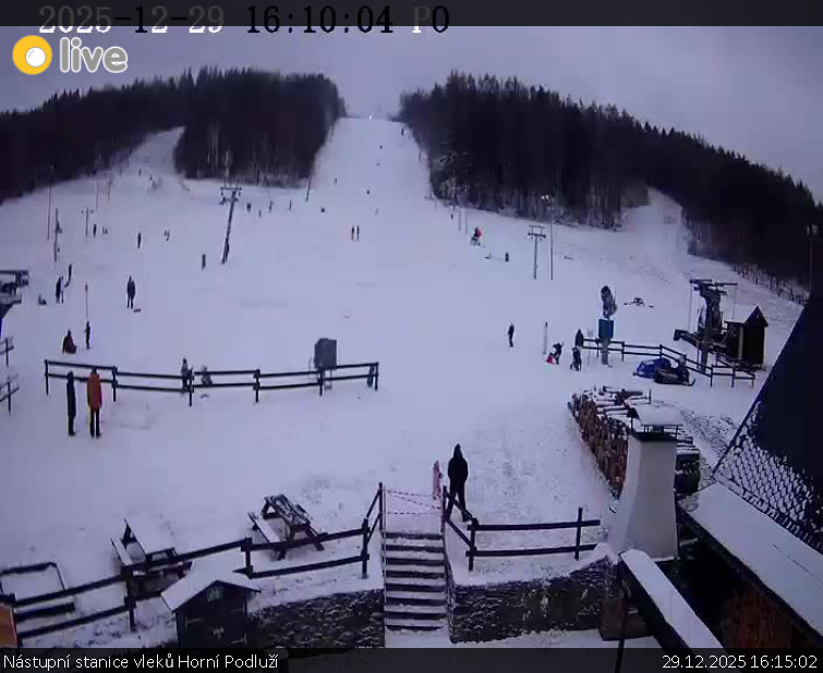 Skiareál Horní Podluží - Nástupní stanice vleků Horní Podluží - 29.12.2025 v 16:15