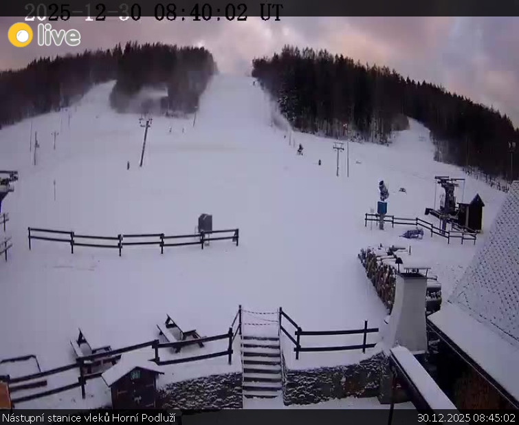 Skiareál Horní Podluží - Nástupní stanice vleků Horní Podluží - 30.12.2025 v 08:45