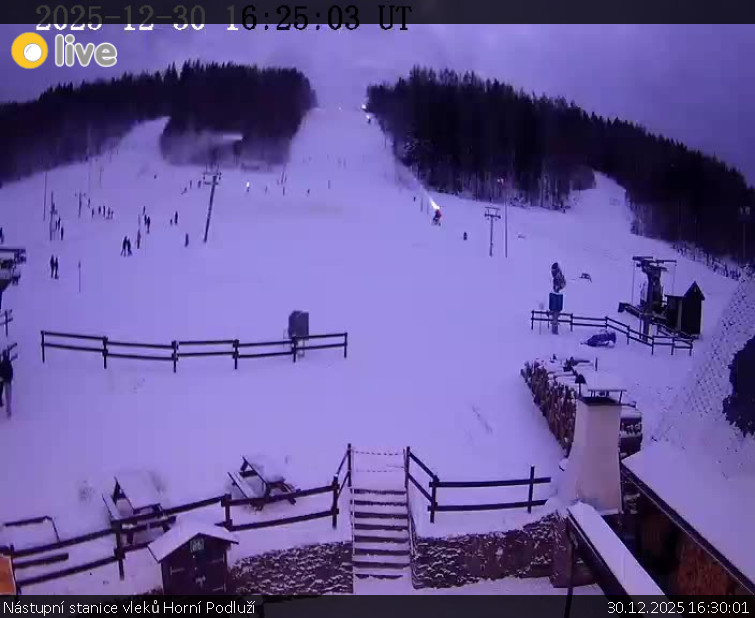 Skiareál Horní Podluží - Nástupní stanice vleků Horní Podluží - 30.12.2025 v 16:30