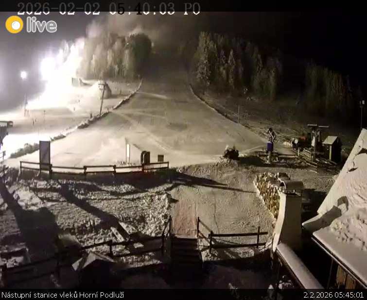 Skiareál Horní Podluží - Nástupní stanice vleků Horní Podluží - 2.2.2026 v 05:45