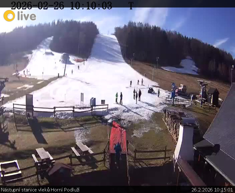 Skiareál Horní Podluží - Nástupní stanice vleků Horní Podluží - 26.2.2026 v 10:15