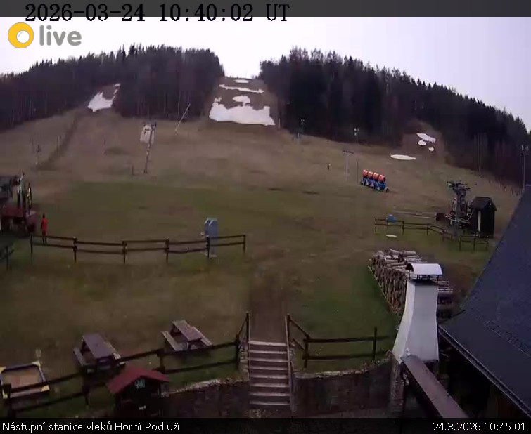 Skiareál Horní Podluží - Nástupní stanice vleků Horní Podluží - 24.3.2026 v 10:45