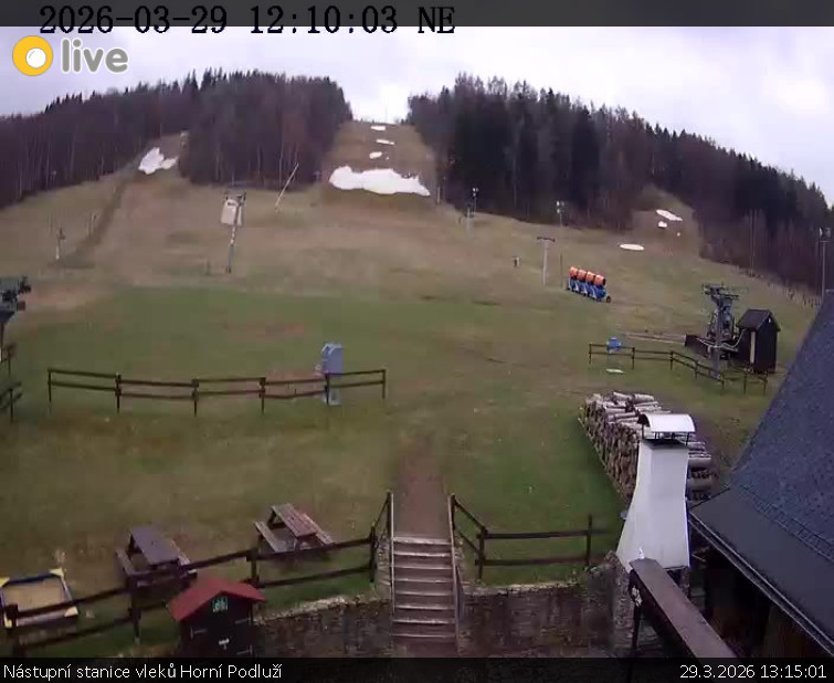 Skiareál Horní Podluží - Nástupní stanice vleků Horní Podluží - 29.3.2026 v 13:15