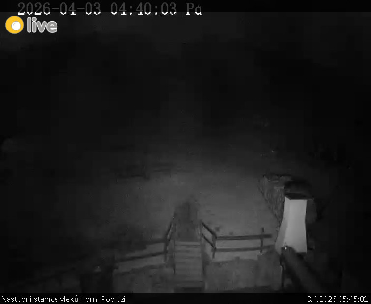 Skiareál Horní Podluží - Nástupní stanice vleků Horní Podluží - 3.4.2026 v 05:45