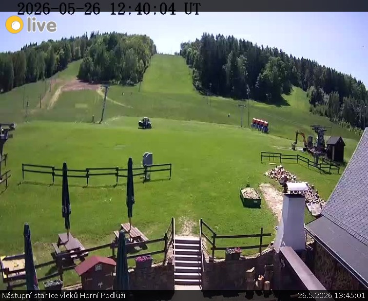 Skiareál Horní Podluží - Nástupní stanice vleků Horní Podluží - 26.5.2026 v 13:45