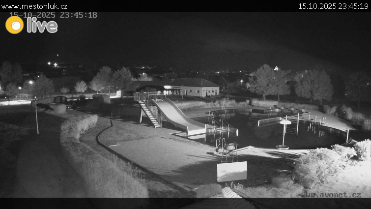 Koupaliště Hluk - Koupaliště Hluk - 15.10.2025 v 23:45 Koupaliště Hluk - Koupaliště Hluk - 15.10.2025 v 23:45