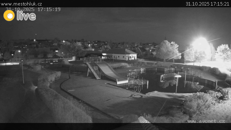 Koupaliště Hluk - Koupaliště Hluk - 31.10.2025 v 17:15 Koupaliště Hluk - Koupaliště Hluk - 31.10.2025 v 17:15