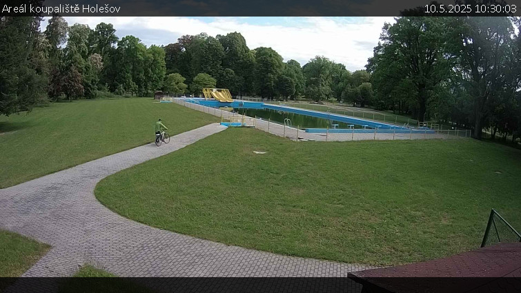 Zámecké koupaliště Holešov - Areál koupaliště Holešov - 10.5.2025 v 10:30 Zámecké koupaliště Holešov - Areál koupaliště Holešov - 10.5.2025 v 10:30