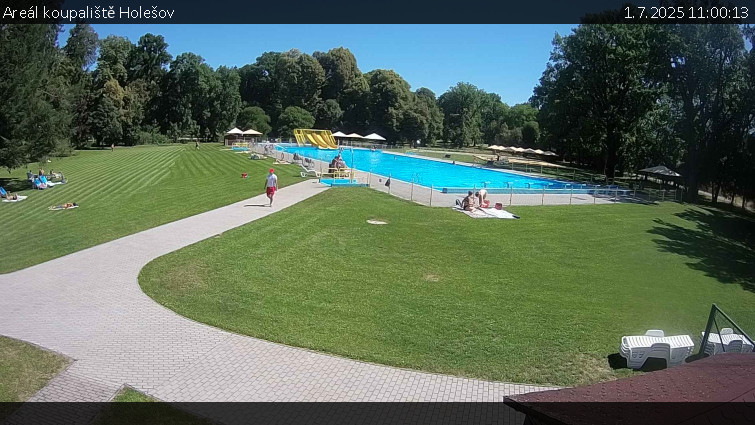 Zámecké koupaliště Holešov - Areál koupaliště Holešov - 1.7.2025 v 11:00 Zámecké koupaliště Holešov - Areál koupaliště Holešov - 1.7.2025 v 11:00