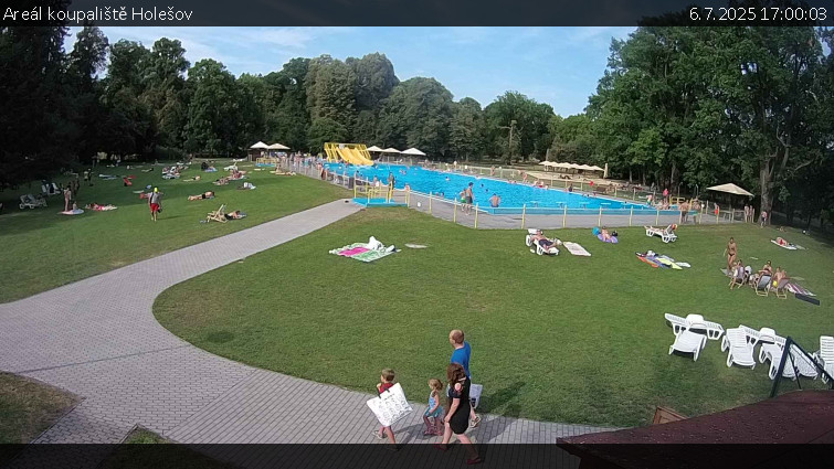 Zámecké koupaliště Holešov - Areál koupaliště Holešov - 6.7.2025 v 17:00 Zámecké koupaliště Holešov - Areál koupaliště Holešov - 6.7.2025 v 17:00