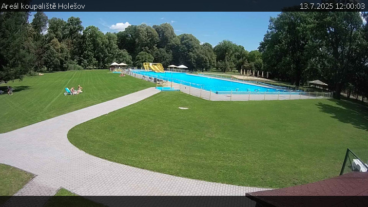 Zámecké koupaliště Holešov - Areál koupaliště Holešov - 13.7.2025 v 12:00 Zámecké koupaliště Holešov - Areál koupaliště Holešov - 13.7.2025 v 12:00