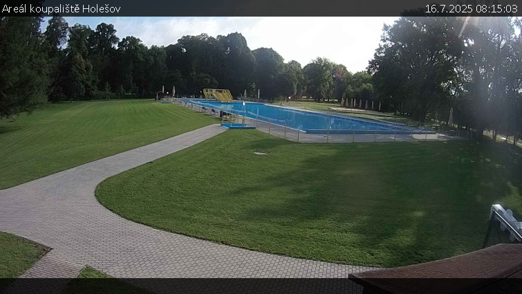 Zámecké koupaliště Holešov - Areál koupaliště Holešov - 16.7.2025 v 08:15 Zámecké koupaliště Holešov - Areál koupaliště Holešov - 16.7.2025 v 08:15
