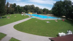 Areál koupaliště Holešov