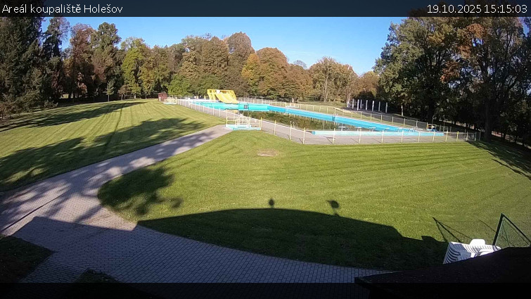 Zámecké koupaliště Holešov - Areál koupaliště Holešov - 19.10.2025 v 15:15 Zámecké koupaliště Holešov - Areál koupaliště Holešov - 19.10.2025 v 15:15