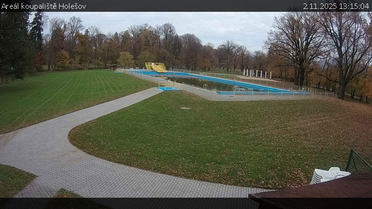 Zámecké koupaliště Holešov - Areál koupaliště Holešov - 2.11.2025 v 13:15 Zámecké koupaliště Holešov - Areál koupaliště Holešov - 2.11.2025 v 13:15