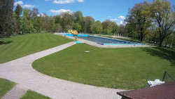 Areál koupaliště Holešov