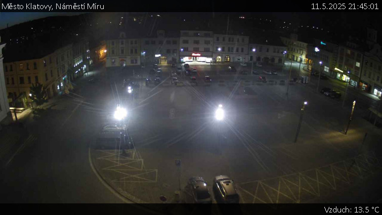 Město Klatovy - Náměstí Míru - 11.5.2025 v 21:45 Město Klatovy - Náměstí Míru - 11.5.2025 v 21:45