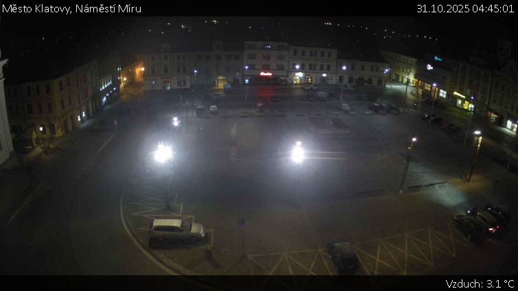 Město Klatovy - Náměstí Míru - 31.10.2025 v 04:45 Město Klatovy - Náměstí Míru - 31.10.2025 v 04:45