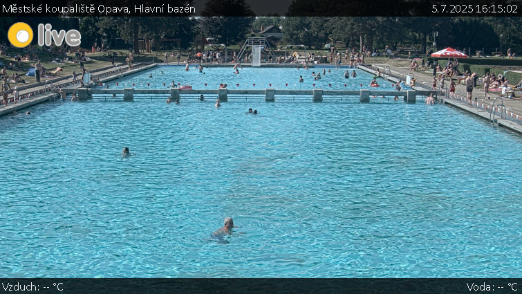 Městské koupaliště Opava - Hlavní bazén - 5.7.2025 v 16:15 Městské koupaliště Opava - Hlavní bazén - 5.7.2025 v 16:15