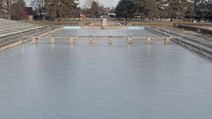 Městské koupaliště Opava - Hlavní bazén - 18.2.2026 v 08:45