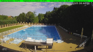 Koupaliště Osíčko - Hlavní bazen - 25.6.2025 v 08:45