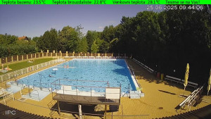 Koupaliště Osíčko - Hlavní bazen - 25.6.2025 v 09:45