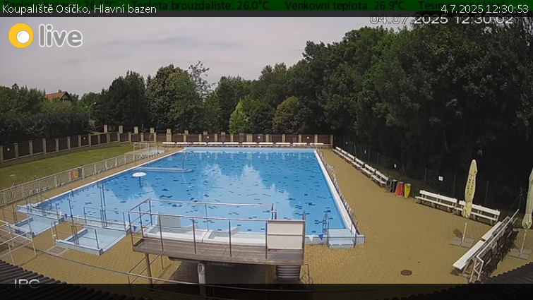 Koupaliště Osíčko - Hlavní bazen - 4.7.2025 v 12:30 Koupaliště Osíčko - Hlavní bazen - 4.7.2025 v 12:30
