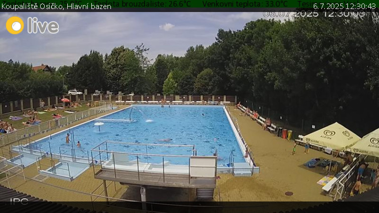 Koupaliště Osíčko - Hlavní bazen - 6.7.2025 v 12:30 Koupaliště Osíčko - Hlavní bazen - 6.7.2025 v 12:30