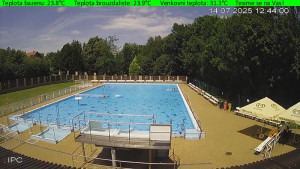 Koupaliště Osíčko - Hlavní bazen - 14.7.2025 v 12:45