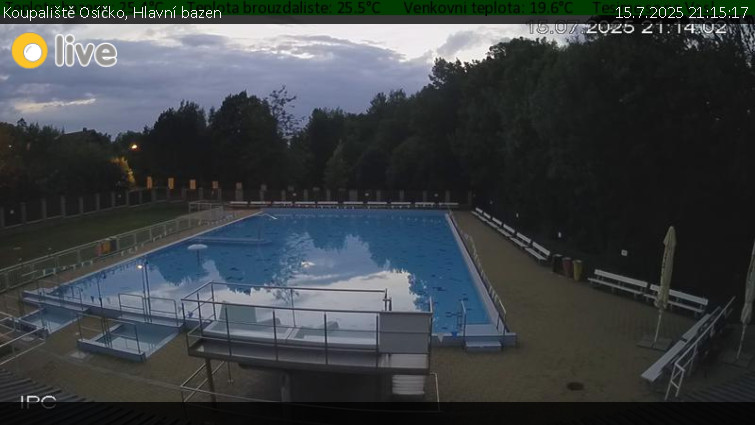 Koupaliště Osíčko - Hlavní bazen - 15.7.2025 v 21:15 Koupaliště Osíčko - Hlavní bazen - 15.7.2025 v 21:15