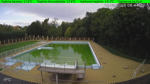 Koupaliště Osíčko - Hlavní bazen - 15.9.2025 v 08:45