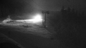 Skiareál Klínovec - Sjezdovka Jáchymovská, lanovka Prima Express - 25.11.2025 v 17:45