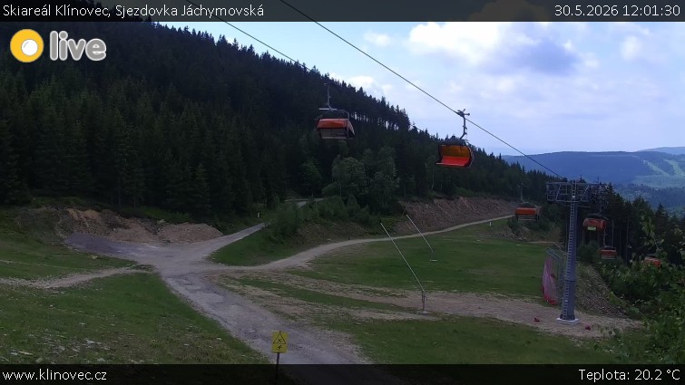 Skiareál Klínovec - Sjezdovka Jáchymovská, lanovka Prima Express - 30.5.2026 v 12:01