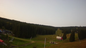 Skiareál Klínovec - Sjezdovka Pařezovka, lanovka CineStar Express - 15.8.2025 v 05:45