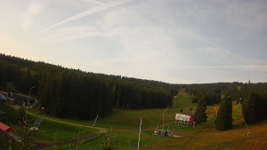 Skiareál Klínovec - Sjezdovka Pařezovka, lanovka CineStar Express - 15.8.2025 v 06:45