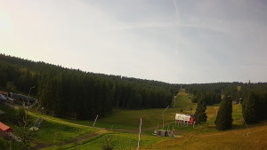 Skiareál Klínovec - Sjezdovka Pařezovka, lanovka CineStar Express - 15.8.2025 v 07:45