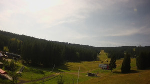 Skiareál Klínovec - Sjezdovka Pařezovka, lanovka CineStar Express - 15.8.2025 v 10:45