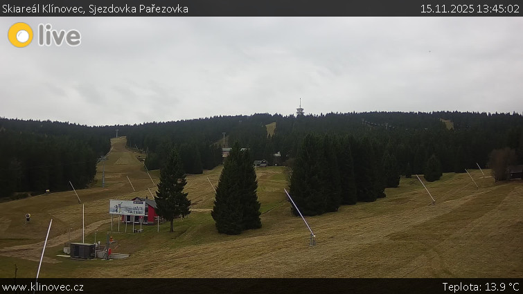 Skiareál Klínovec - Sjezdovka Pařezovka, lanovka CineStar Express - 15.11.2025 v 13:45