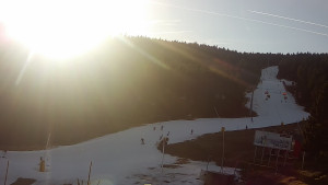 Skiareál Klínovec - Sjezdovka Pařezovka, lanovka CineStar Express - 21.12.2025 v 10:45