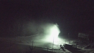 Skiareál Klínovec - Sjezdovka Pařezovka, lanovka CineStar Express - 27.12.2025 v 02:45