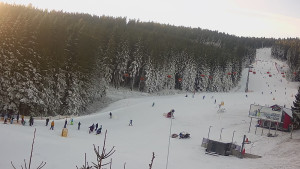 Skiareál Klínovec - Sjezdovka Pařezovka, lanovka CineStar Express - 27.12.2025 v 09:45