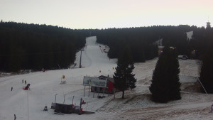 Skiareál Klínovec - Sjezdovka Pařezovka, lanovka CineStar Express - 27.12.2025 v 16:45