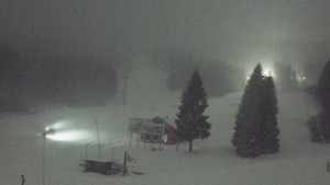 Skiareál Klínovec - Sjezdovka Pařezovka, lanovka CineStar Express - 1.1.2026 v 00:45