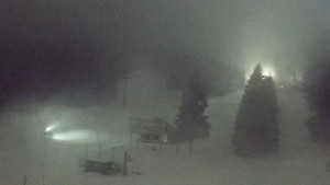 Skiareál Klínovec - Sjezdovka Pařezovka, lanovka CineStar Express - 1.1.2026 v 01:45