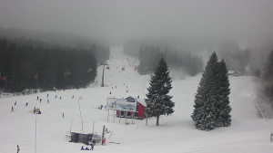 Skiareál Klínovec - Sjezdovka Pařezovka, lanovka CineStar Express - 1.1.2026 v 13:15