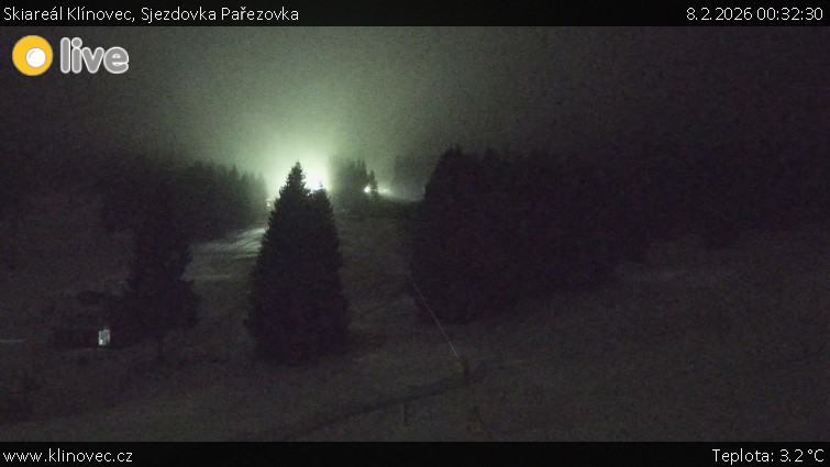 Skiareál Klínovec - Sjezdovka Pařezovka, lanovka CineStar Express - 8.2.2026 v 00:32