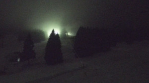 Skiareál Klínovec - Sjezdovka Pařezovka, lanovka CineStar Express - 9.2.2026 v 03:32